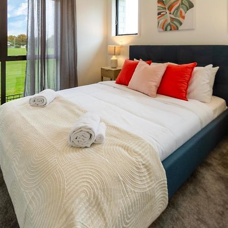Peaceful Park View Townhouse 2 Bed W/Carpark Apartment ไครสต์เชิร์ช ภายนอก รูปภาพ